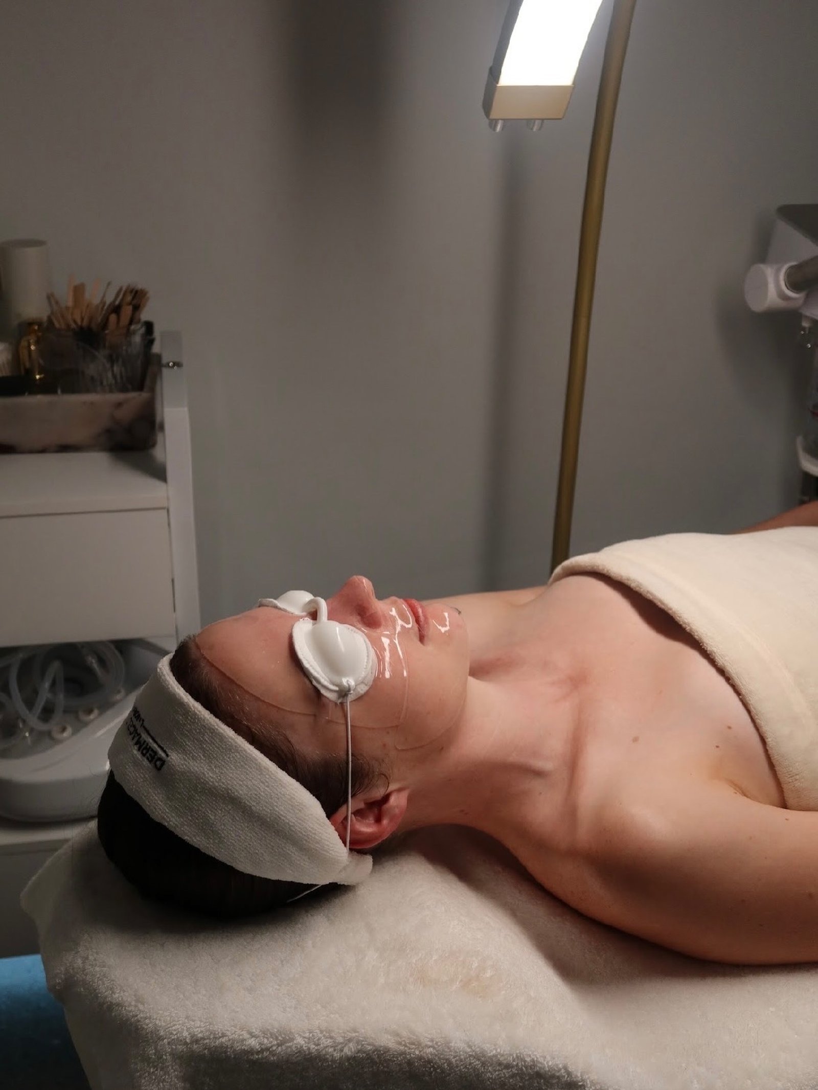 Mini Facial Tweed Heads